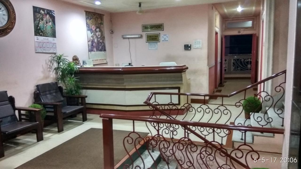 Hotel Varsa Dibrugarh Zewnętrze zdjęcie