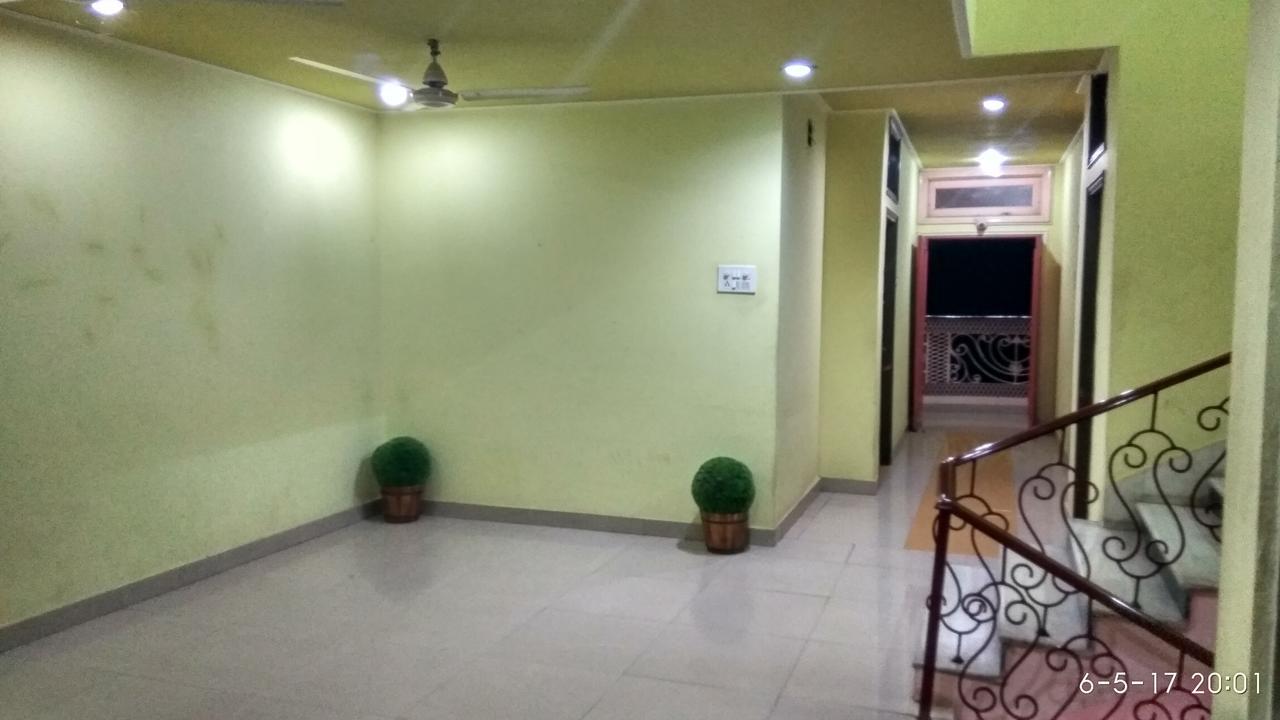 Hotel Varsa Dibrugarh Zewnętrze zdjęcie